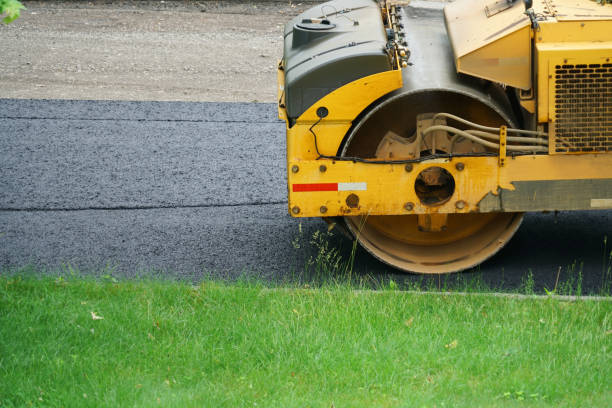 Best Driveway Paving Contractor  in Highlands, NC